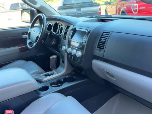 Used 2012 Toyota Tundra Limited w/ Memory Pkg AWD/4WD image 14