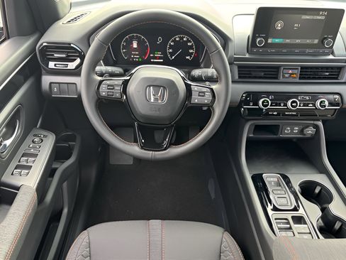 New 2025 Honda Pilot Sport image 12