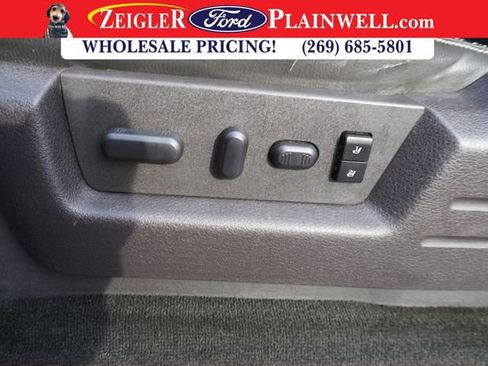 Used 2010 Ford F150 SVT Raptor image 15