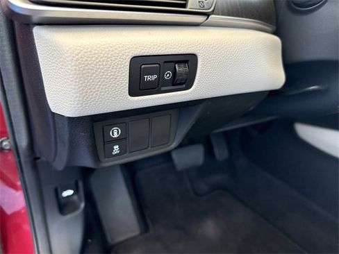 Used 2020 Honda Accord EX image 19