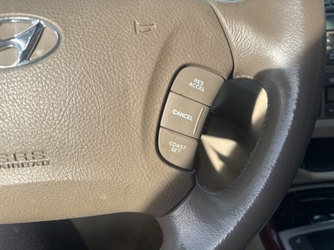 Used 2007 Hyundai Azera SE image 21