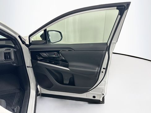 Used 2024 Toyota bZ4X XLE image 34