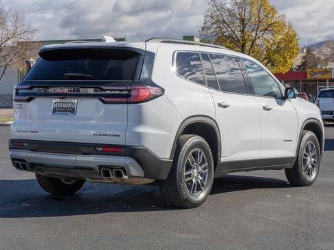 Used 2025 GMC Acadia Elevation image 27