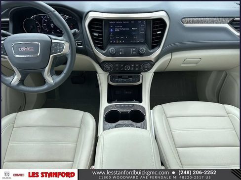 Used 2023 GMC Acadia Denali w/ Denali Ultimate Package AWD/4WD image 15