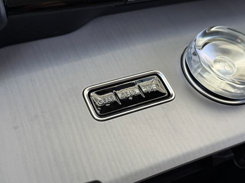 New 2026 Lincoln Navigator L Premier AWD/4WD image 32