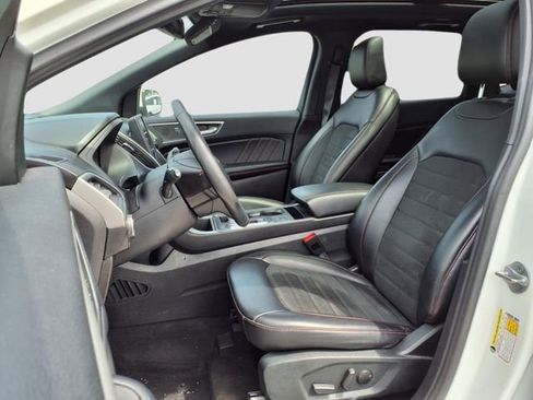 Used 2022 Ford Edge ST-Line image 17