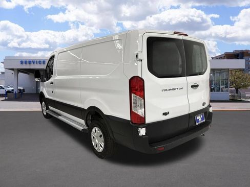 Used 2024 Ford Transit 250 Low Roof w/ Exterior Upgrade Package RWD image 5