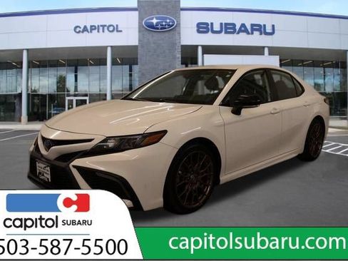 Used 2023 Toyota Camry SE FWD image 7