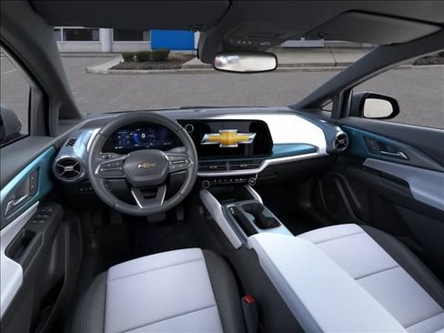New 2026 Chevrolet Equinox EV LT FWD image 15