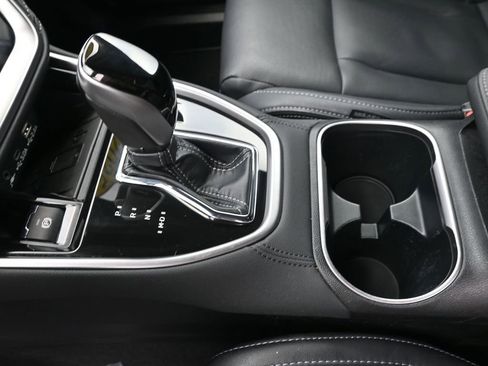 Used 2025 Subaru Outback Touring XT image 14