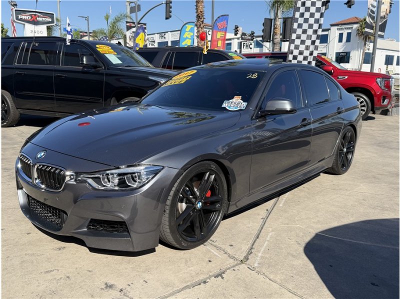 Used 2017 BMW 340i Sedan RWD image 3