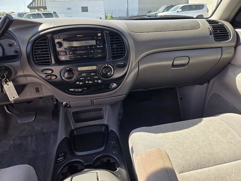 Used 2004 Toyota Sequoia SR5 image 20