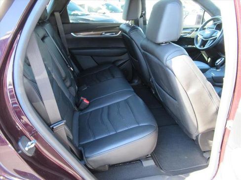 Used 2018 Cadillac XT5 Platinum w/ Driver Assist Package image 31
