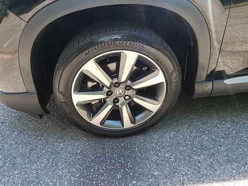 Used 2024 Honda Pilot Elite image 10