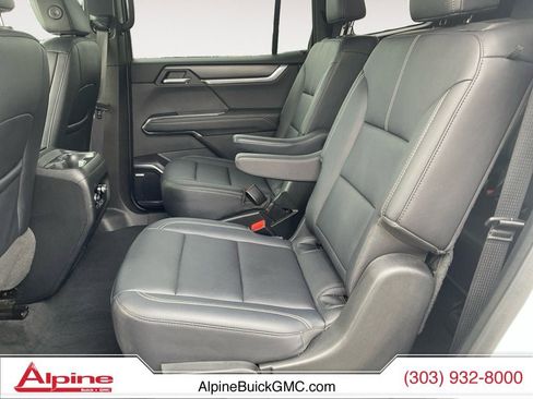 Used 2024 GMC Acadia Elevation image 13