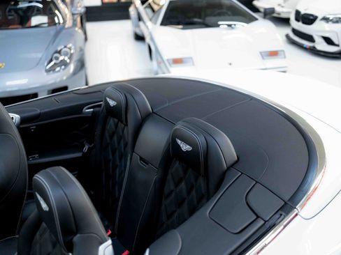 Used 2014 Bentley Continental GT V8 S image 57