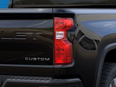 New 2026 Chevrolet Silverado 2500 Custom w/ Custom Value Package AWD/4WD image 11