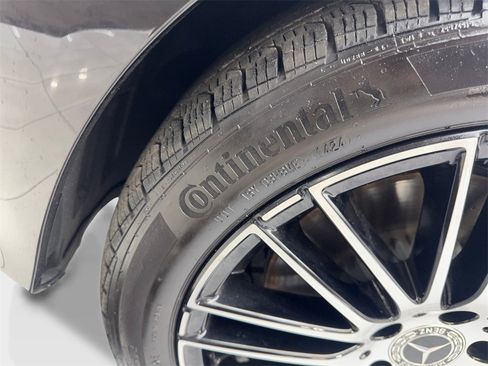 Used 2025 Mercedes-Benz C 300 Sedan image 78