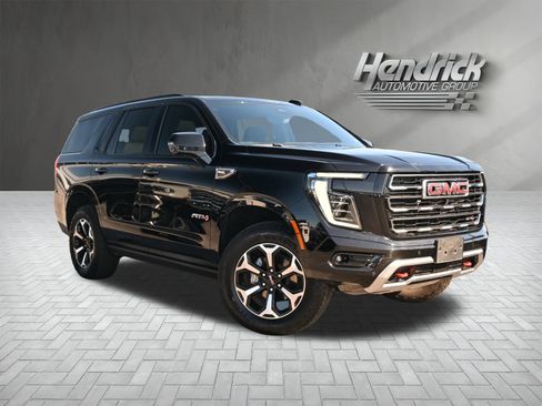 Used 2025 GMC Yukon AT4 w/ AT4 Premium Package image 2