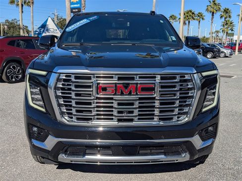 Used 2025 GMC Yukon Denali image 8