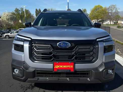 New 2026 Subaru Outback Limited image 3