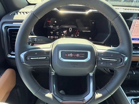 New 2026 GMC Canyon AT4 w/ Technology Plus Package AWD/4WD image 31