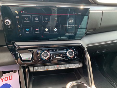 Used 2025 GMC Sierra 2500 AT4X AWD/4WD image 18