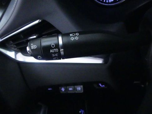 Used 2024 Buick Enclave Premium image 22