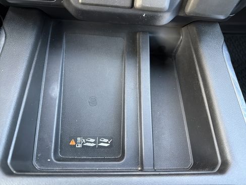 Used 2022 GMC Sierra 3500 Denali w/ Denali Black Diamond Edition image 23