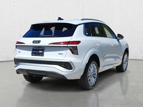 Certified 2026 Audi Q3 quattro 2.0T AWD/4WD image 5
