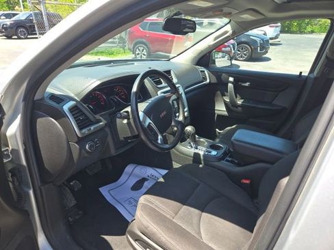 Used 2016 GMC Acadia SLE AWD/4WD image 10