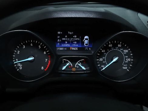 Used 2017 Ford Escape SE w/ Equipment Group 201A FWD image 26