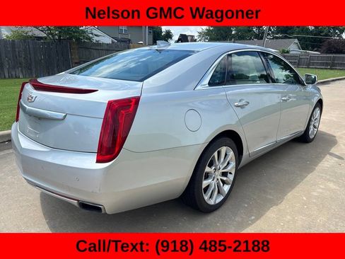 Used 2017 Cadillac XTS Luxury FWD image 5