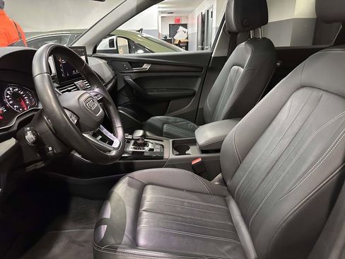 Used 2023 Audi Q5 2.0T Premium w/ Convenience Package image 13