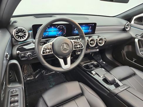 Used 2019 Mercedes-Benz A 220 image 14