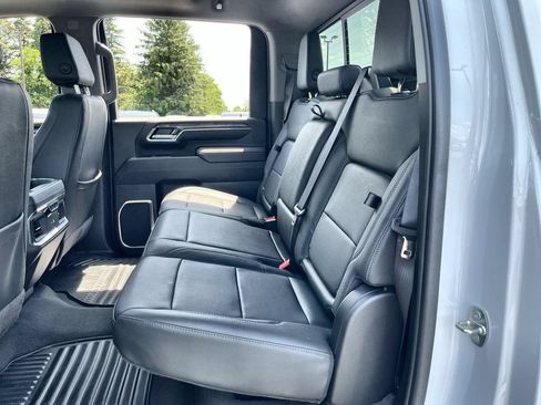 Used 2024 Chevrolet Silverado 2500 LTZ w/ LTZ Plus Package AWD/4WD image 25