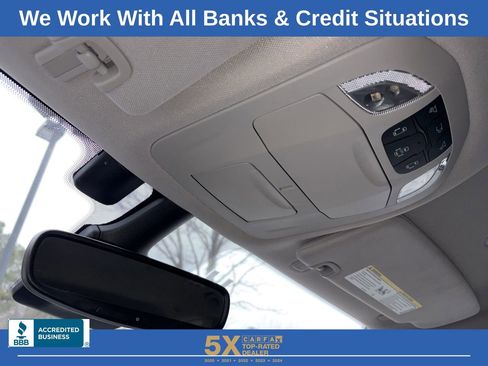 Used 2022 Chrysler Pacifica Touring-L FWD image 24