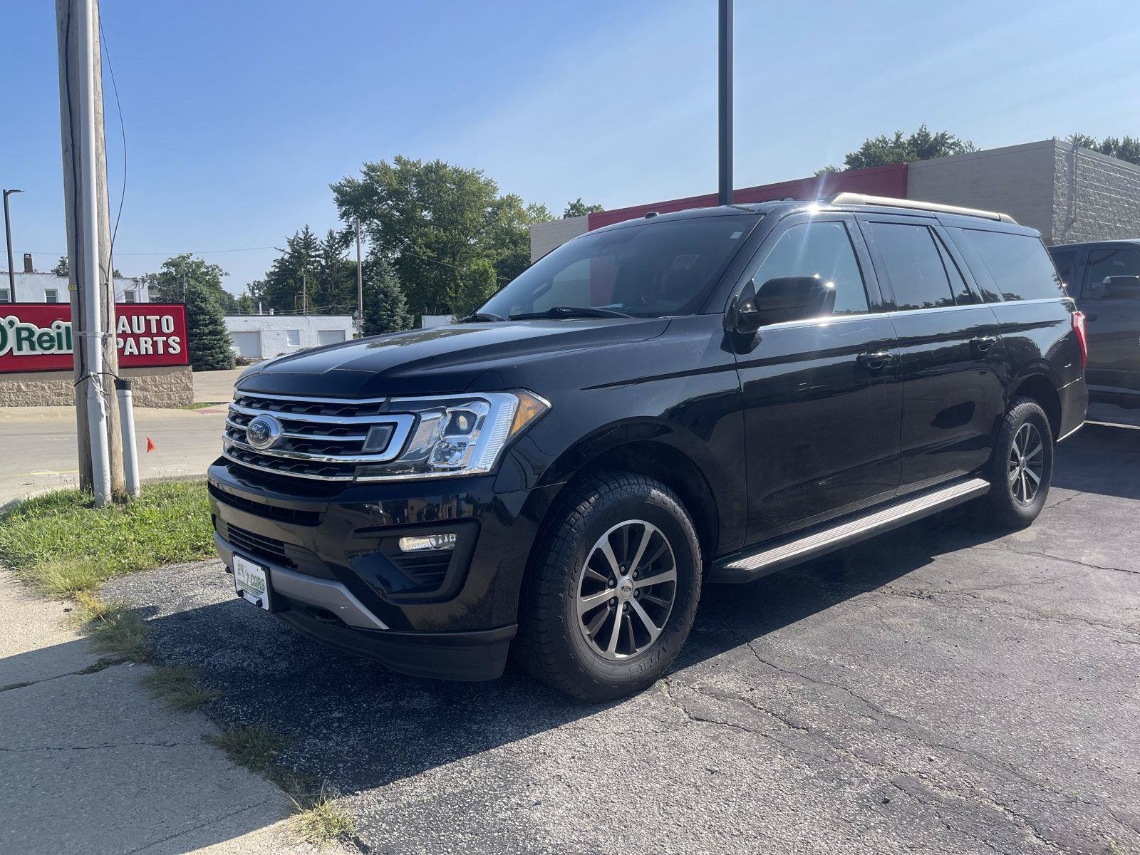 Used 2019 Ford Expedition Max XLT AWD/4WD image 7