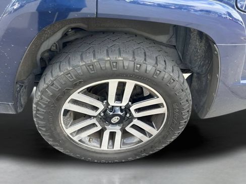 Used 2018 Toyota 4Runner Limited AWD/4WD image 14