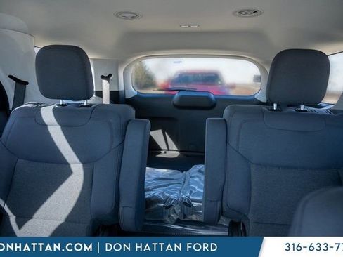 New 2026 Ford Explorer Active image 17