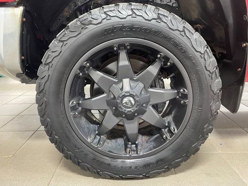 Used 2014 Toyota Tundra SR5 w/ SR5 Upgrade Package AWD/4WD image 7
