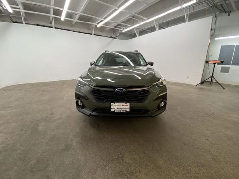 Used 2025 Subaru Crosstrek 2.5i Limited w/ Crosstrek Mirror Package image 9