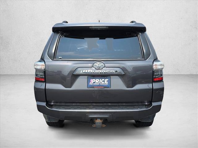 Used 2020 Toyota 4Runner SR5 AWD/4WD image 6