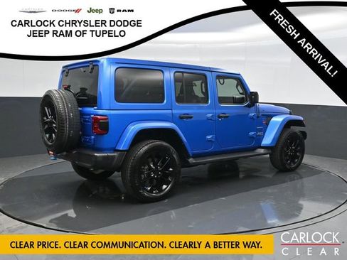 Used 2022 Jeep Wrangler Sahara image 3
