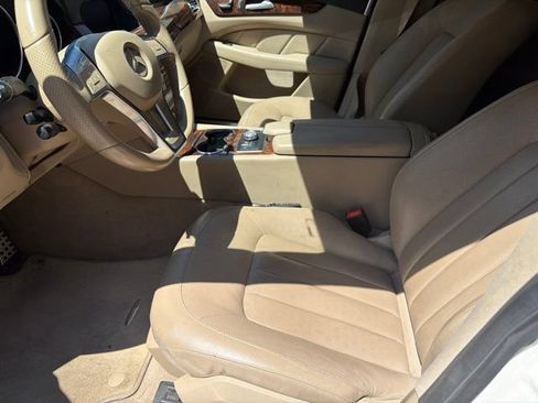 Used 2014 Mercedes-Benz CLS 550 image 13