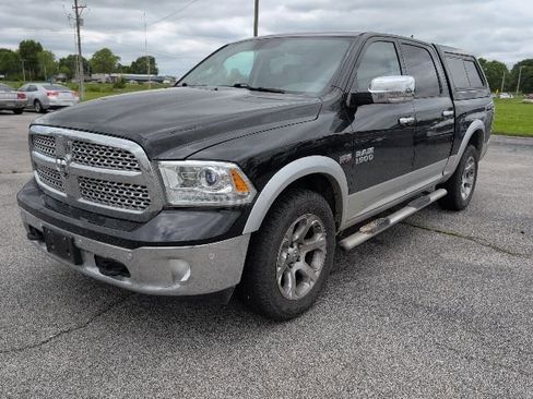 Used 2016 RAM 1500 Laramie AWD/4WD image 7