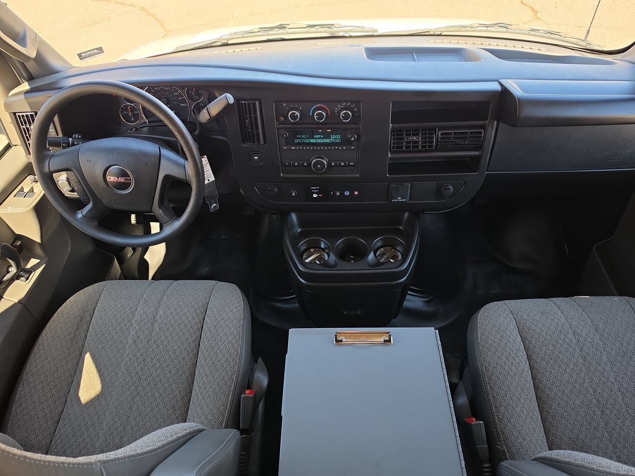 Used 2024 GMC Savana 2500 w/ Driver Convenience Package RWD image 19