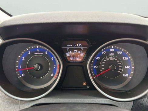 Used 2014 Hyundai Elantra SE w/ Option Group 02 image 24