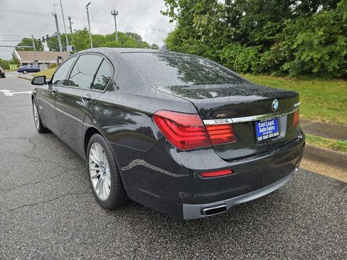 Used 2014 BMW 750Li RWD image 3