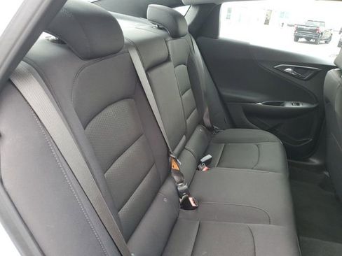 Used 2025 Chevrolet Malibu LT image 25